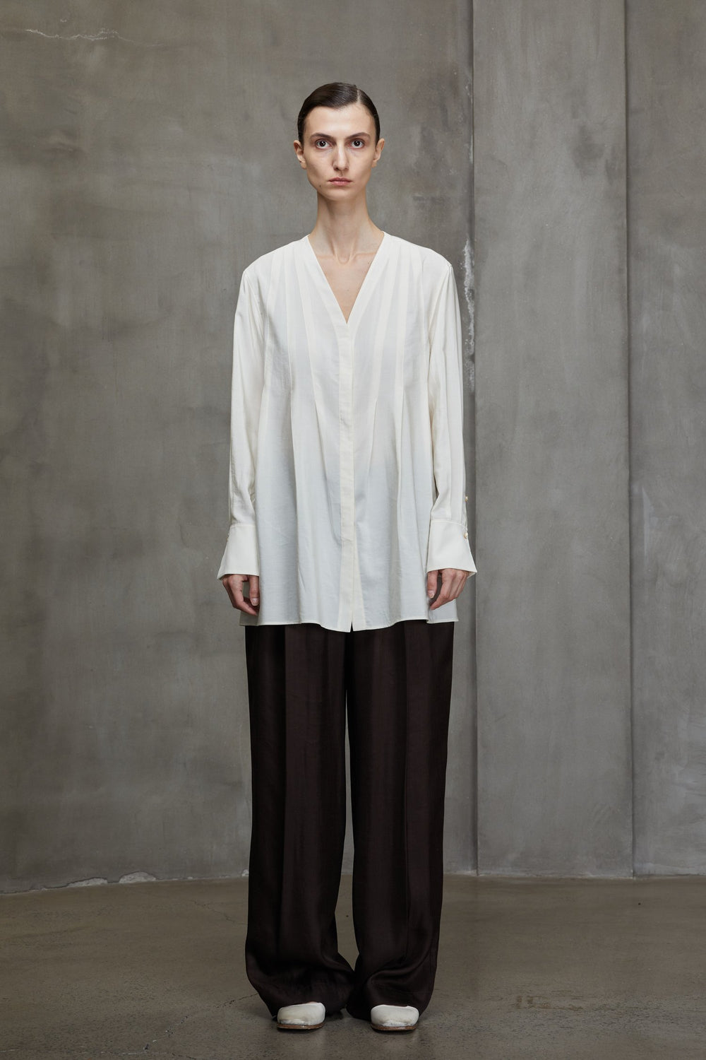 Pleated Long Shirt Antique White