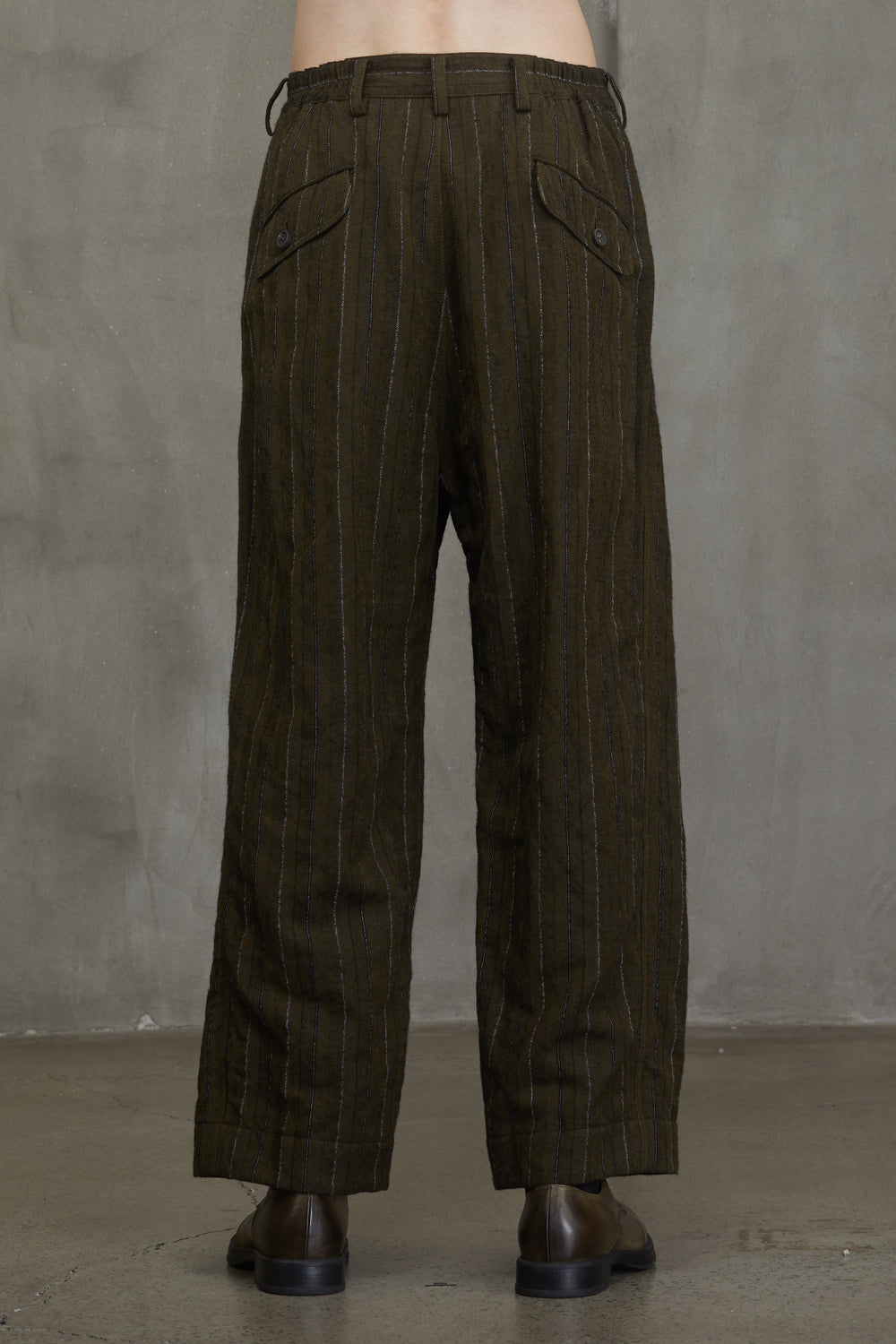 Pleats Tapered Trousers