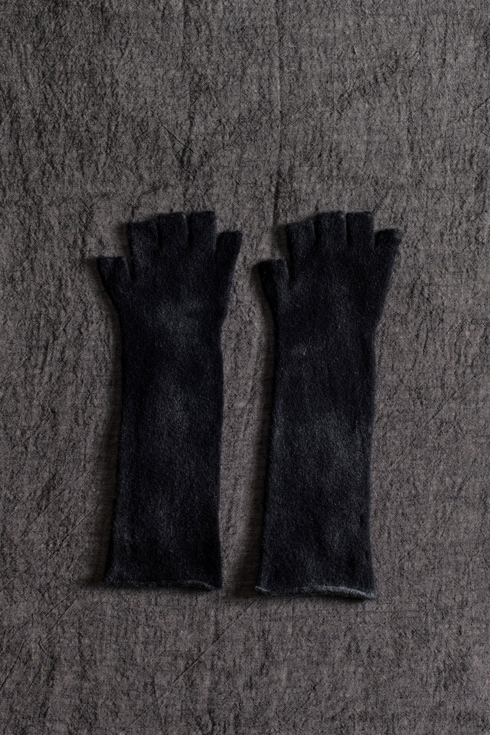 Hand Painted Carded Cashmere Gloves N/Nero