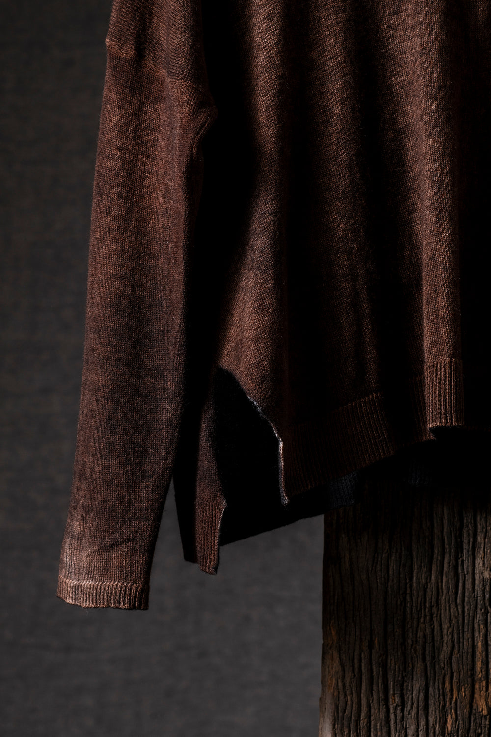 Woman Boat Neck Oversized Pullover with Slits Cashmere N/Brownie