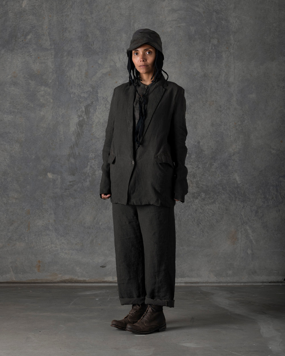 Single Button Long Jacket Dark Grey / Brown T-103