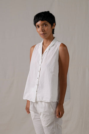 Sleeveless Collar Shirt TC Milk