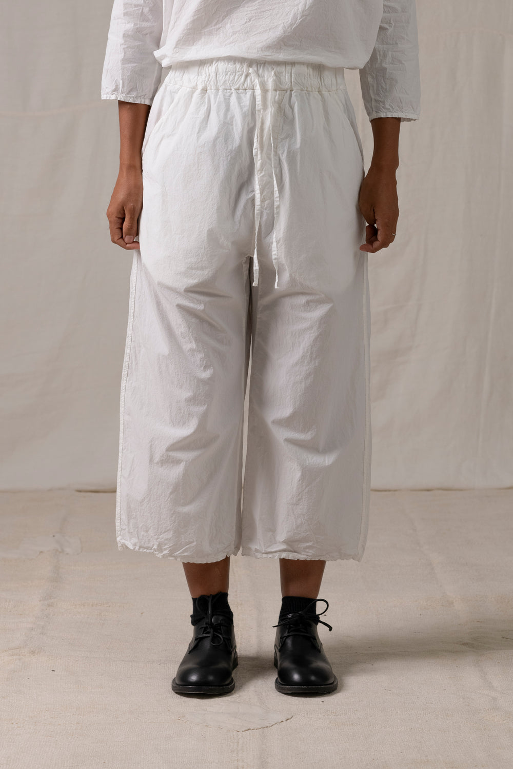 Wide & Short Trousers TC Milk