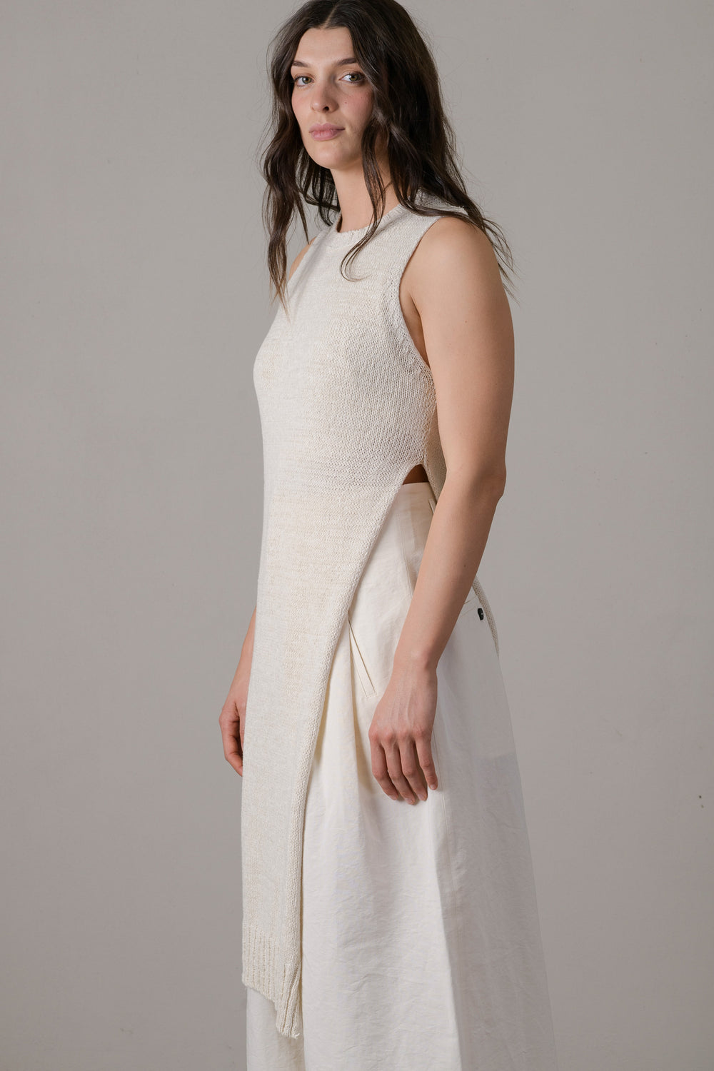 Cotton Long Vest w/ Side Slit