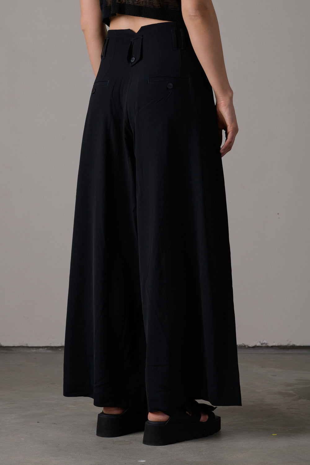 Wool Viscose Wide Cropped Pants Black