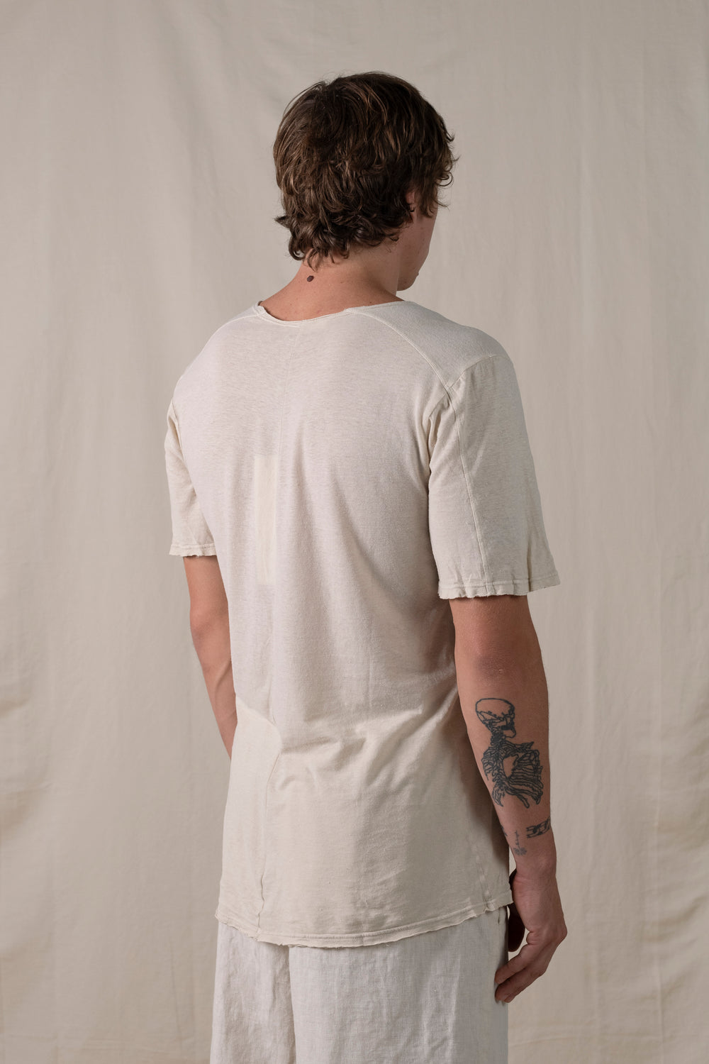 Central Back Seam Cotton Linen T Shirt Sand