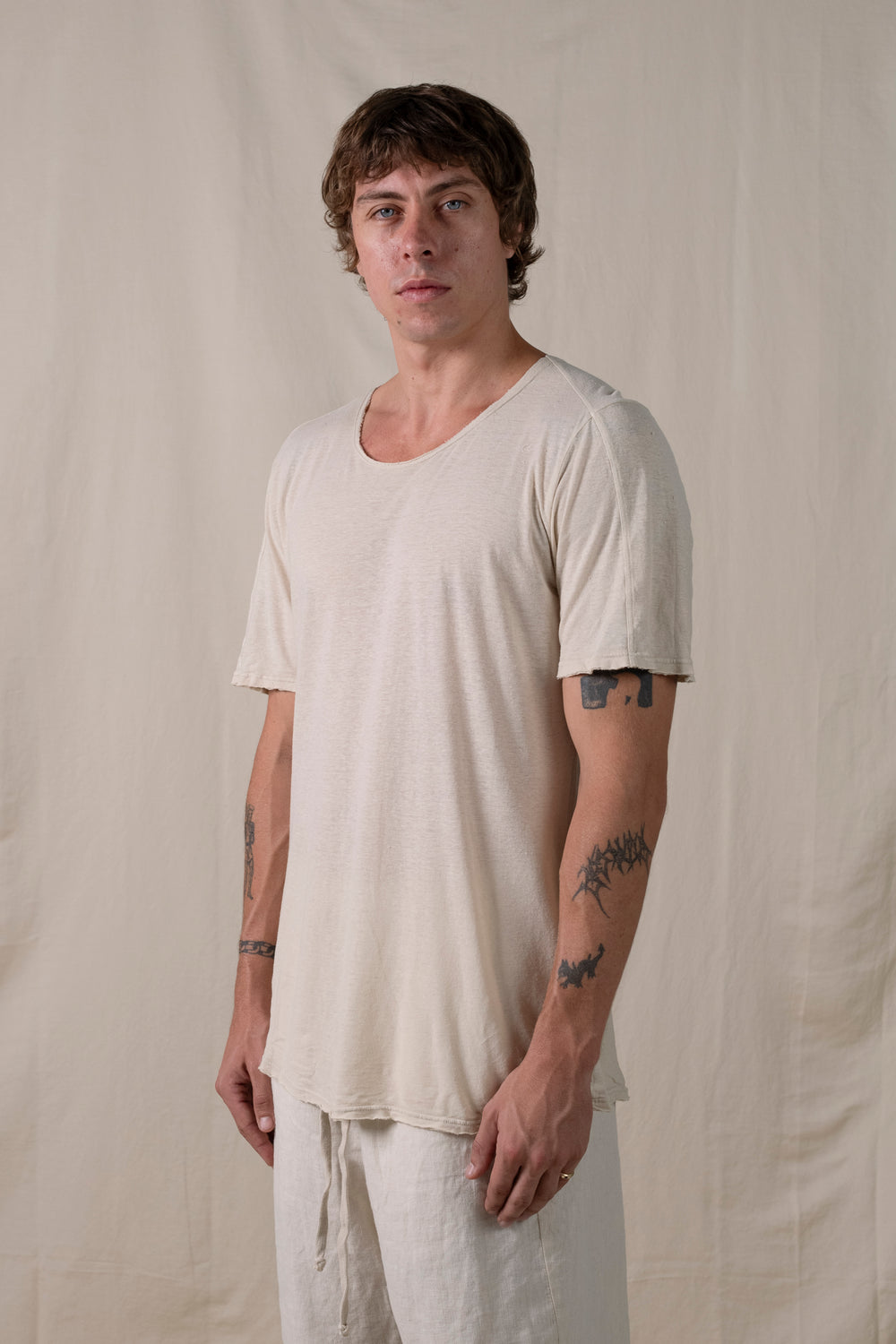 Central Back Seam Cotton Linen T Shirt Sand