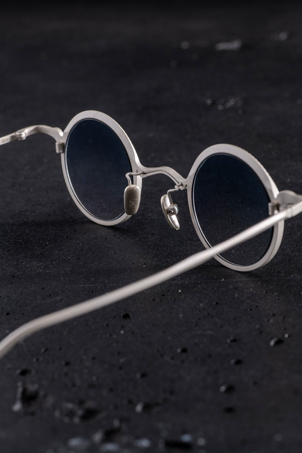 RG1099AG Sterling Silver Matte x Blue Lens