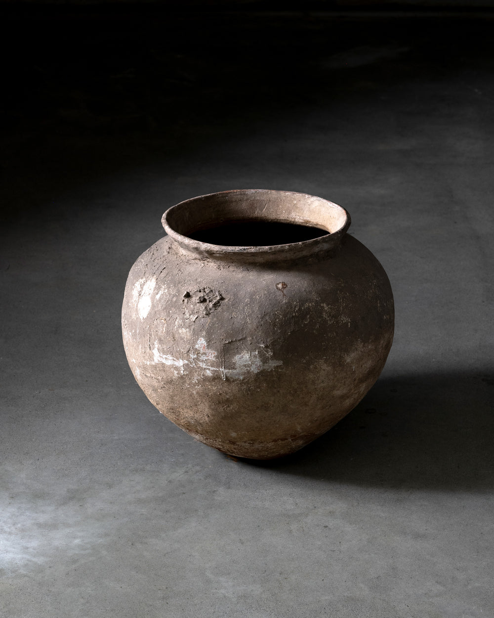 Terracotta Pot Medium III