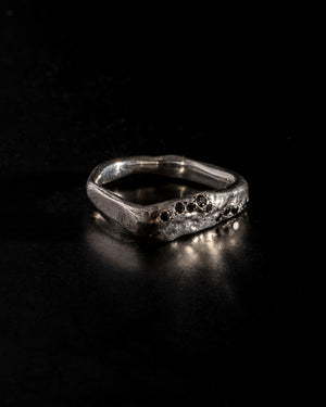 Black Diamonds Plate Ring